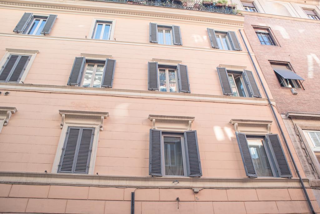 Frattina De Luxe, Rome